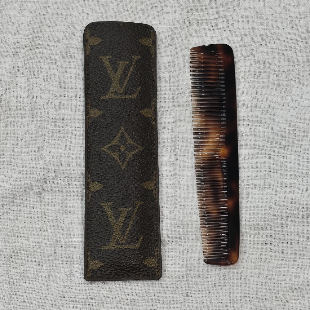Louis Vuitton Rare Vintage Comb Case Travel Luggage Accessory Monogram Canvas